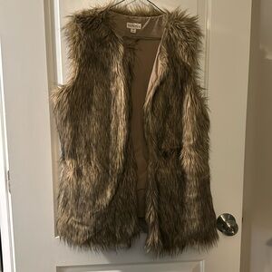 Faux fur vest - Merona L